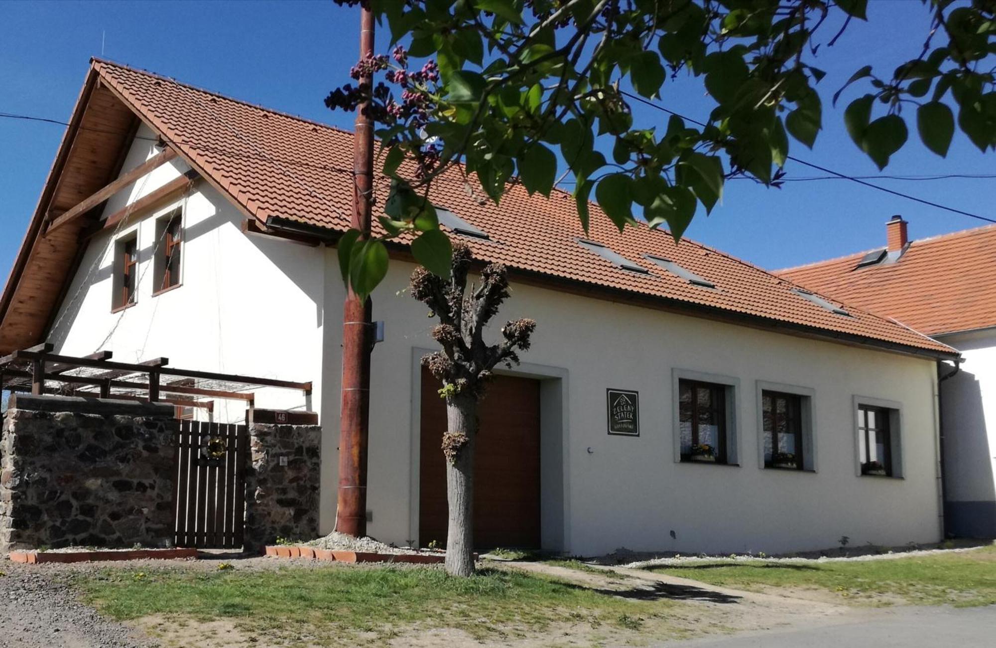 Ferienwohnung Zeleny Statek Bzova Exterior foto
